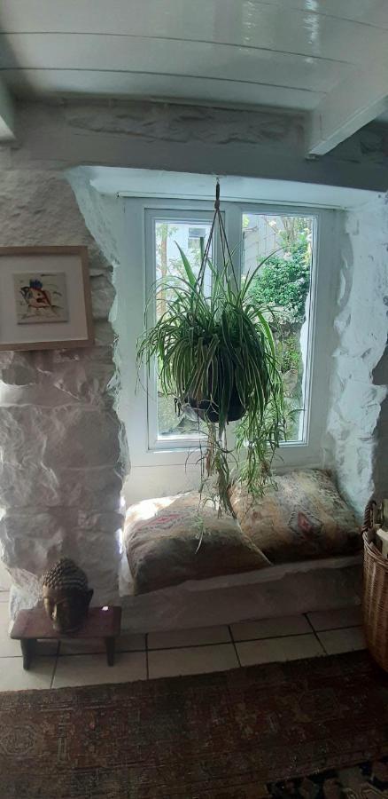 Cozy Carbence Cottage คาร์บิสเบย์ ภายนอก รูปภาพ