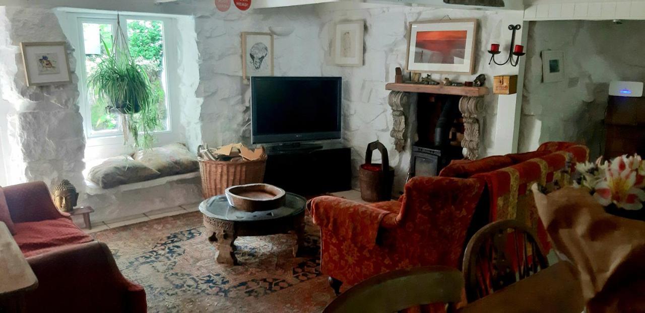 Cozy Carbence Cottage คาร์บิสเบย์ ภายนอก รูปภาพ